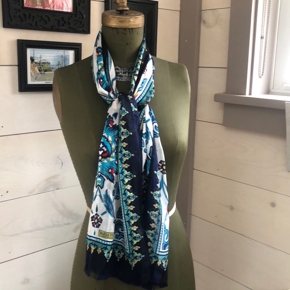 Blue and White Patterned Scarf
